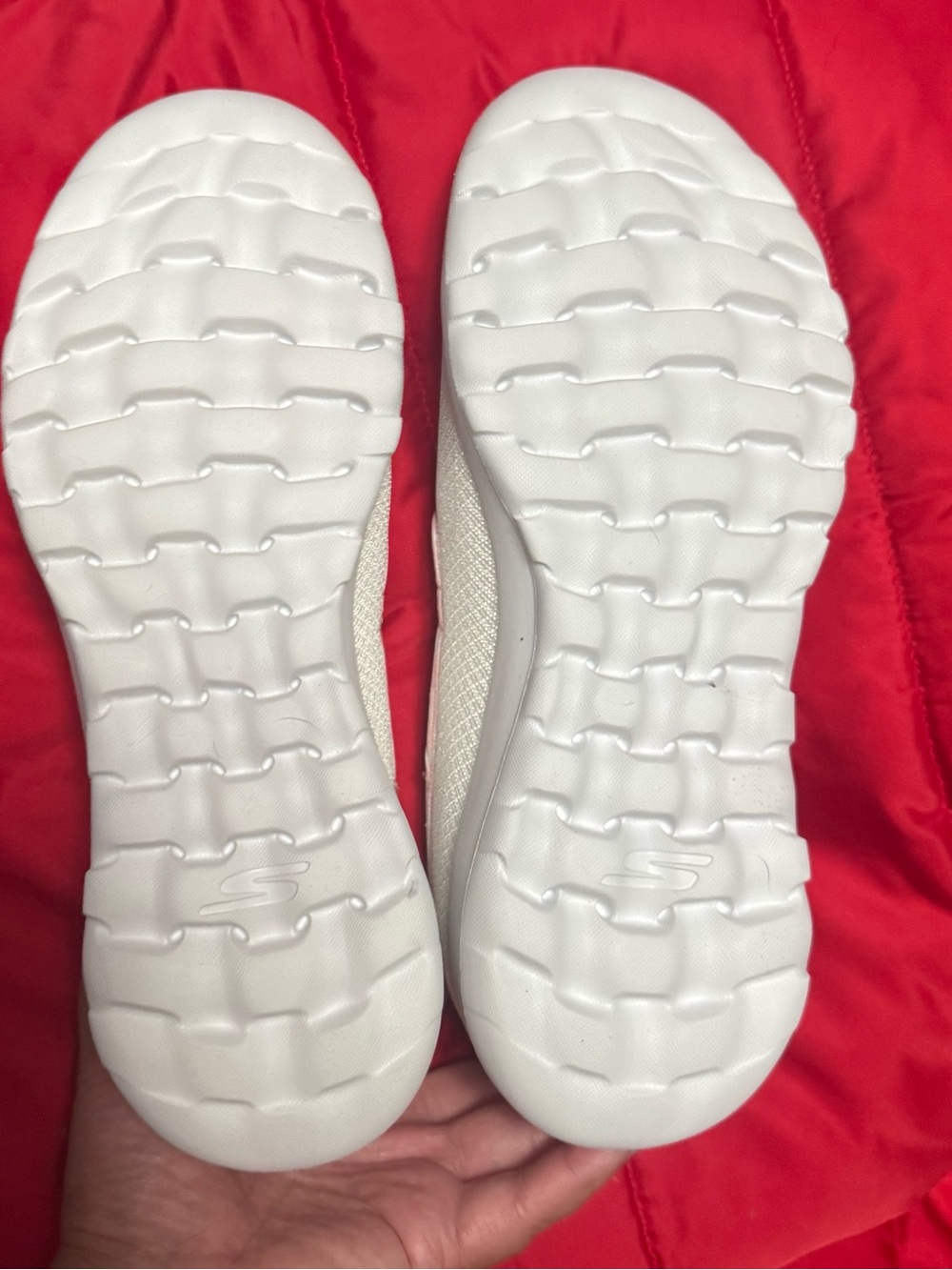 Skechers Womens Slip-On Sneakers in White and Light Pink - Picture 2 of 4